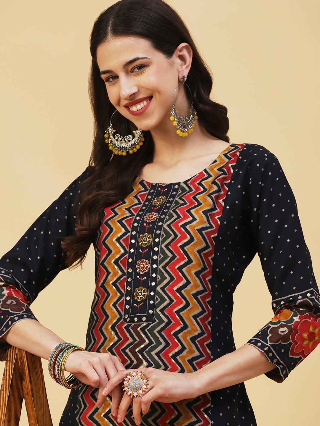 Ethnic Chevron Printed Straight Fit Kurta - Navy Blue - Indiakreations