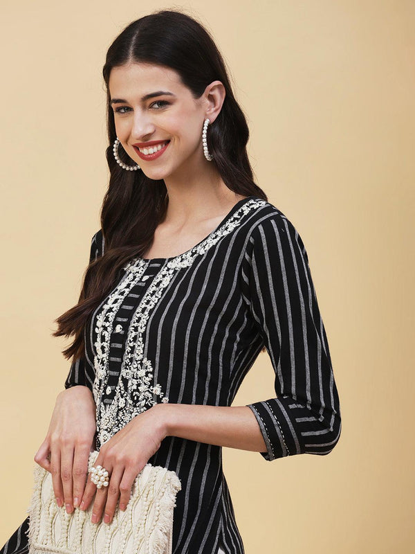 Woven Striped Resham & Sequins Embroidered Kurta - Black - Indiakreations