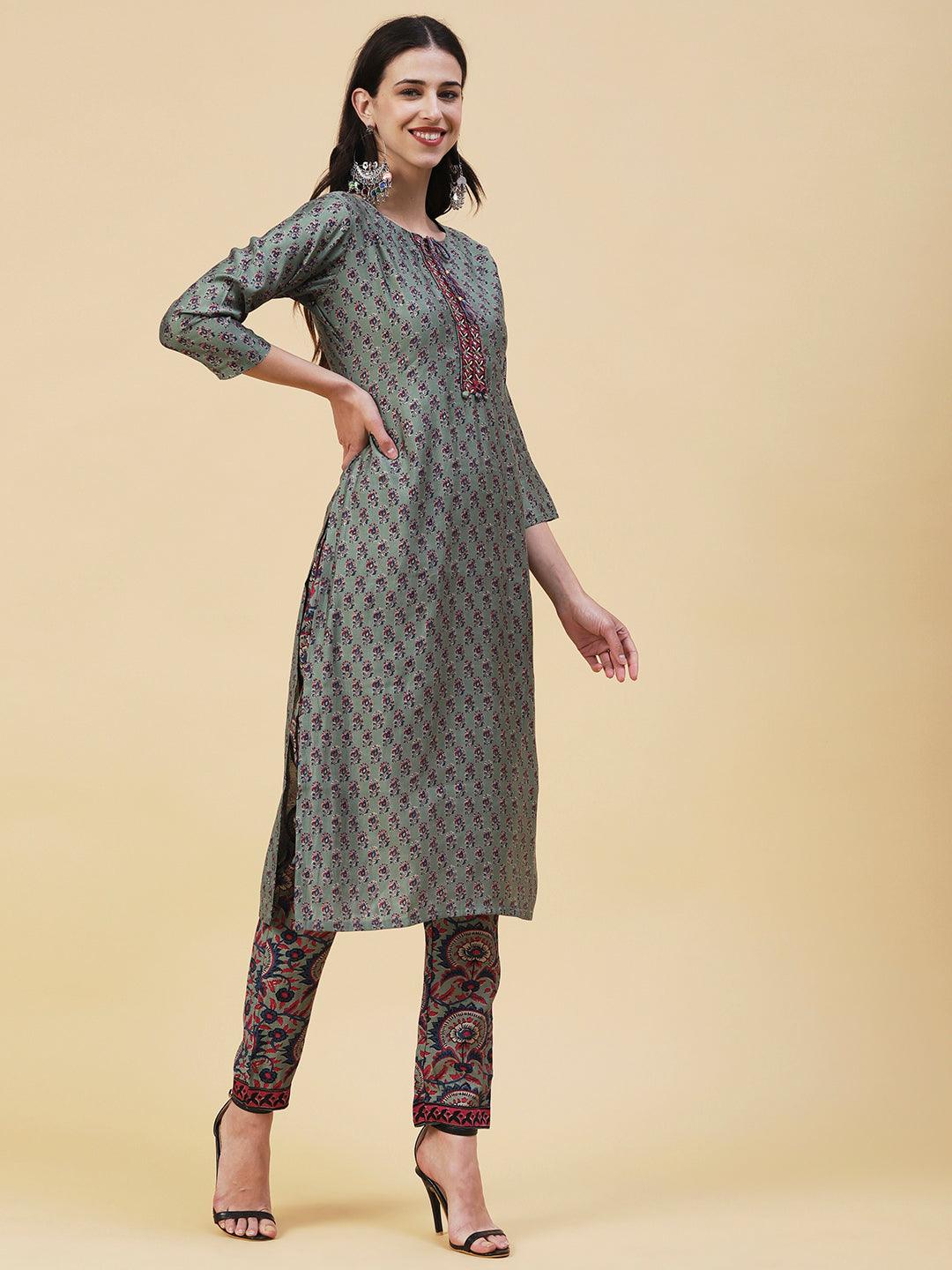 Ethnic Printed Straight Fit Kurta with Pant - Green - Indiakreations