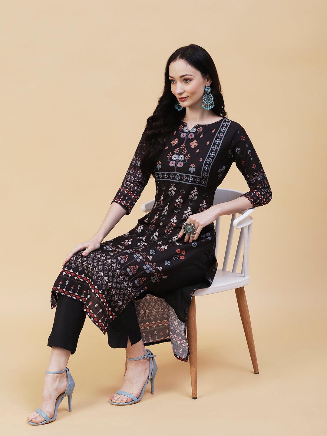 Quirky Abstract printed Sequins Ornamented Kurta With Pants - Black - Indiakreations