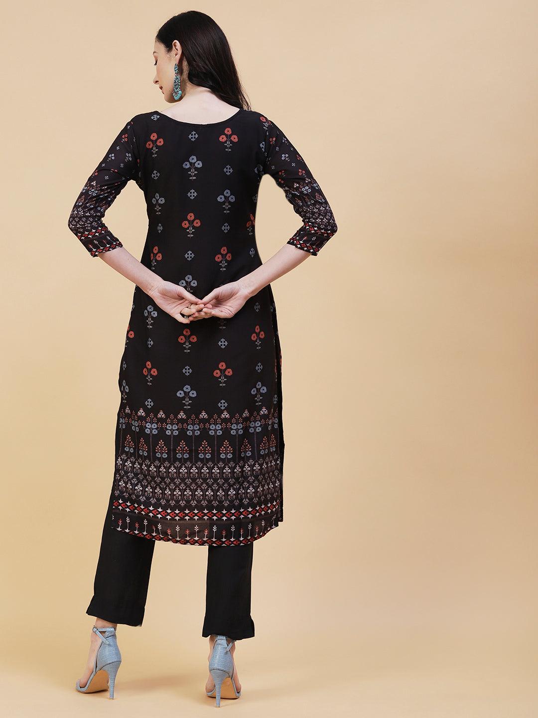 Quirky Abstract printed Sequins Ornamented Kurta With Pants - Black - Indiakreations