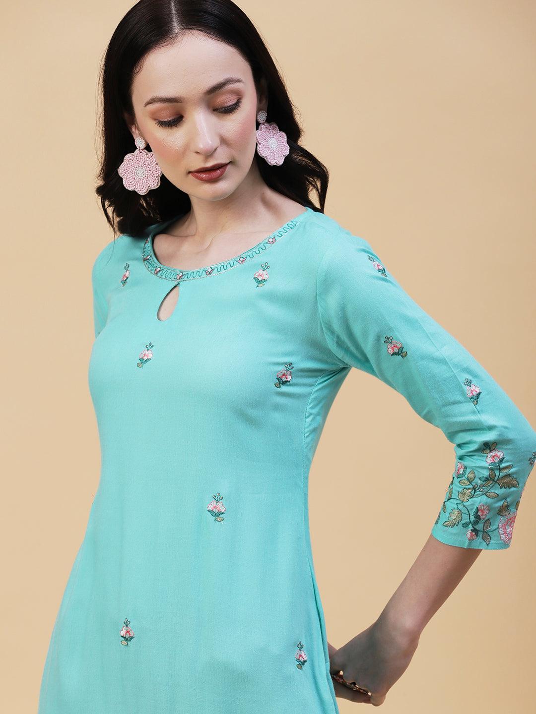 Solid Resham & Zari Floral Embroidered Kurta - Sea Green - Indiakreations