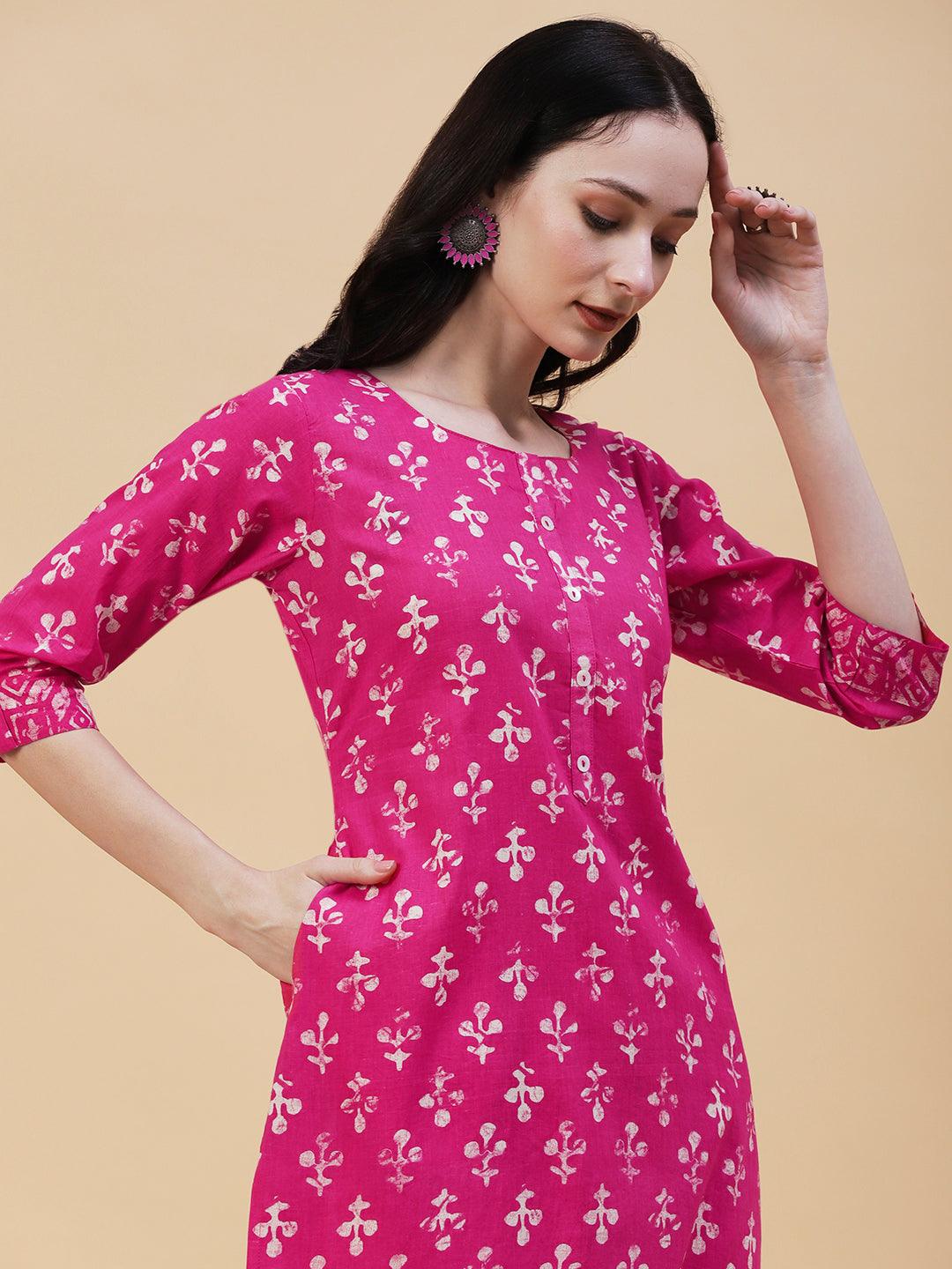 Abstract Block Printed Mother-Of-Pearl Buttoned Kurta With Pants - Pink - Indiakreations