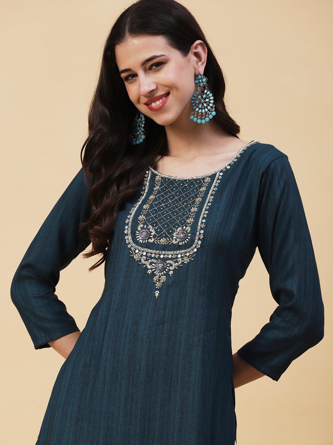 Solid Ethnic Hand Embroidered Straight Fit Kurta - Green - Indiakreations