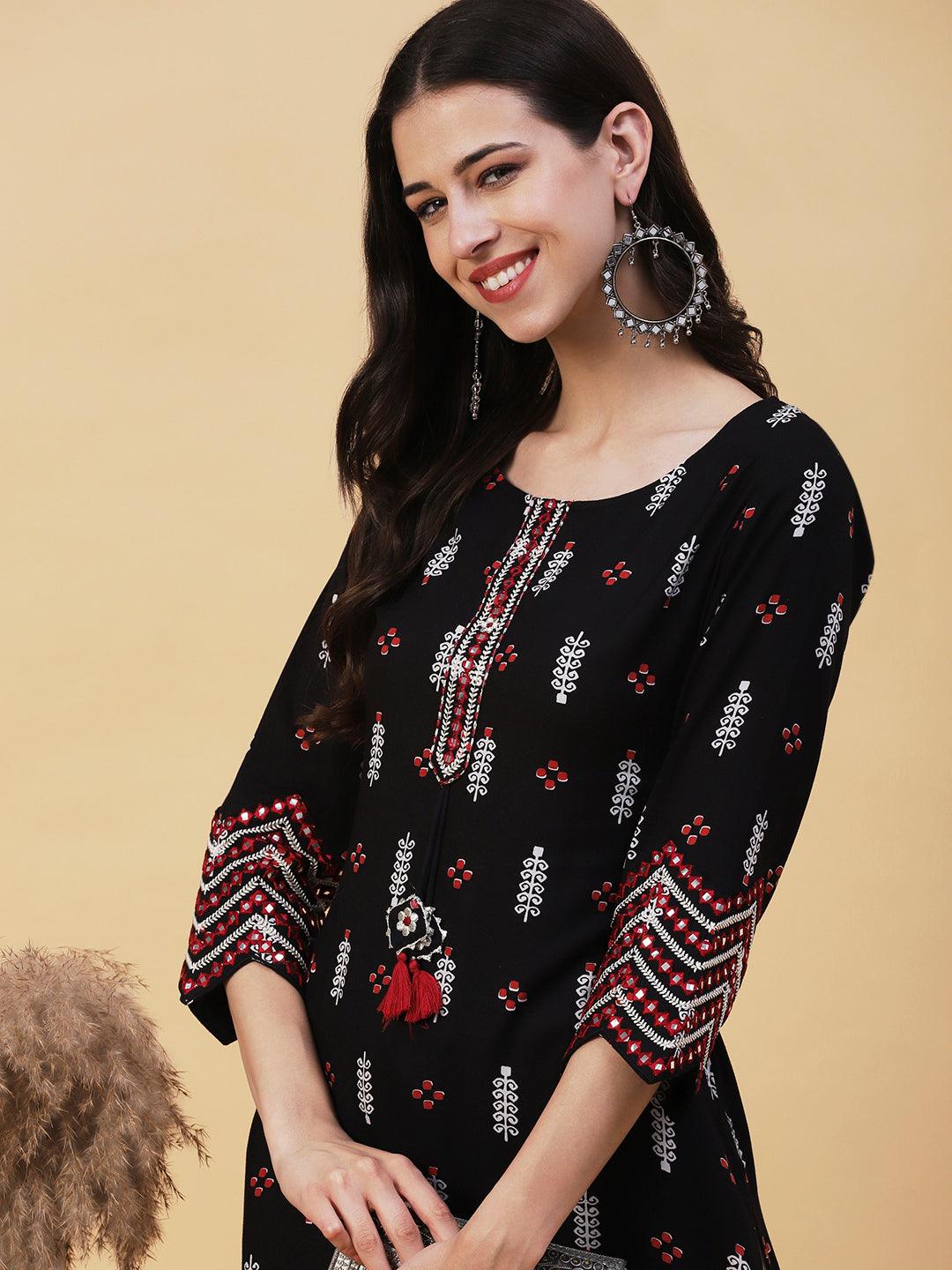 Ethnic Printed & Embroidered Straight Fit Kurta - Black - Indiakreations