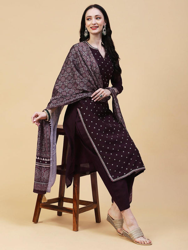 Solid Resham & Sequins Embroidered Kurta With Pants & Ajarakh Dupatta - Mauve - Indiakreations