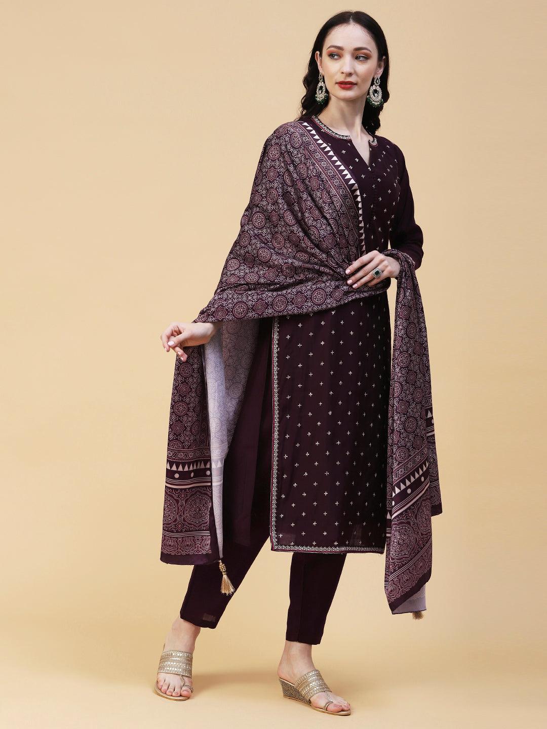 Solid Resham & Sequins Embroidered Kurta With Pants & Ajarakh Dupatta - Mauve - Indiakreations