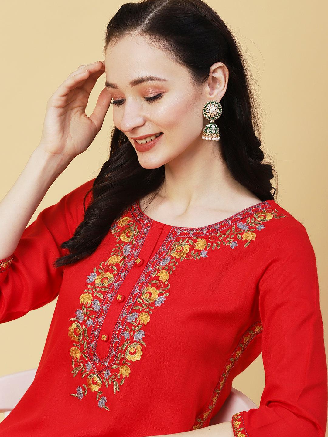 Solid Resham & Zari Floral Embroidered Kurta - Red - Indiakreations