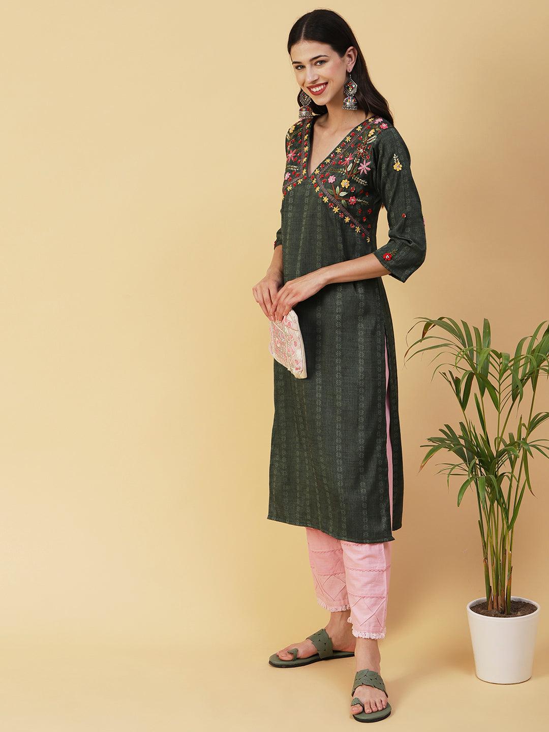 Woven Self Design Resham & sequins Embroidered Kurta - Dark Green - Indiakreations