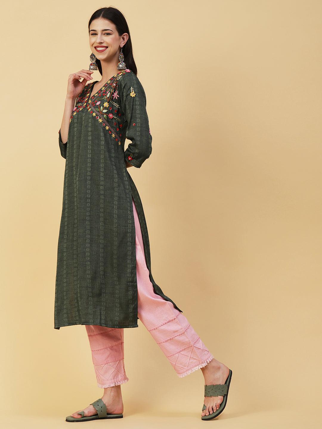 Woven Self Design Resham & sequins Embroidered Kurta - Dark Green - Indiakreations