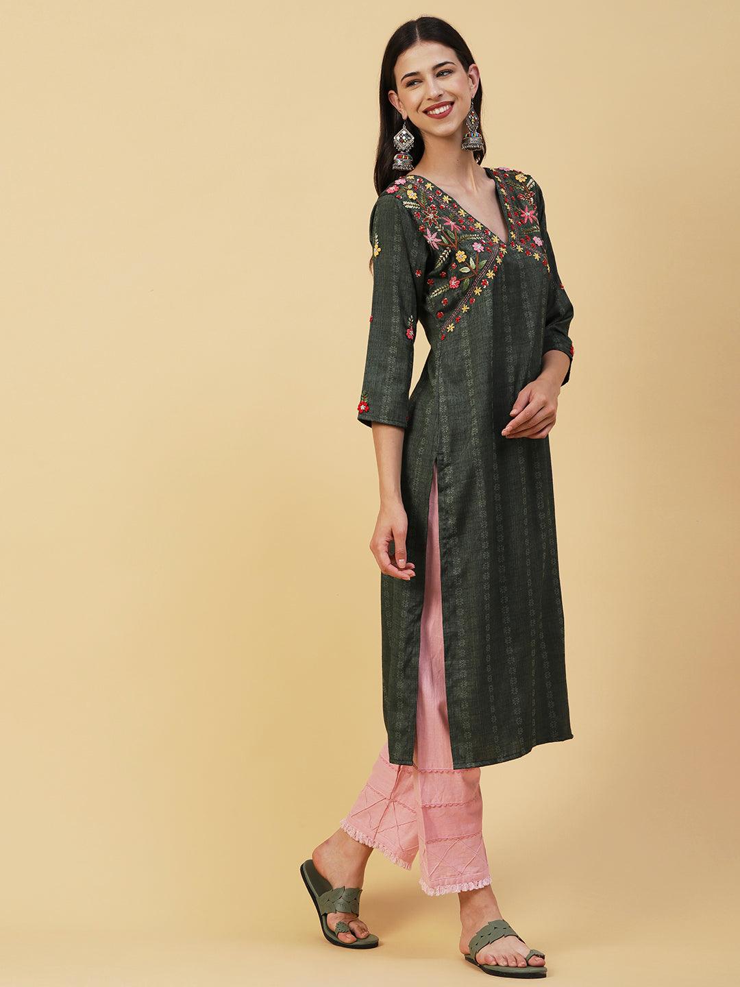 Woven Self Design Resham & sequins Embroidered Kurta - Dark Green - Indiakreations