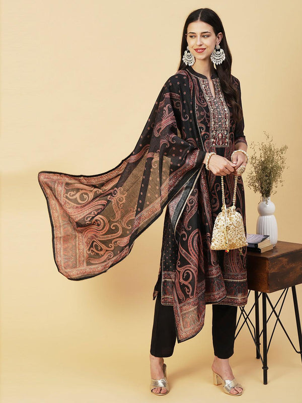 Paisley Printed Gotapatti & Mirror Embroidered Kurta With Pants & Dupatta - Black - Indiakreations