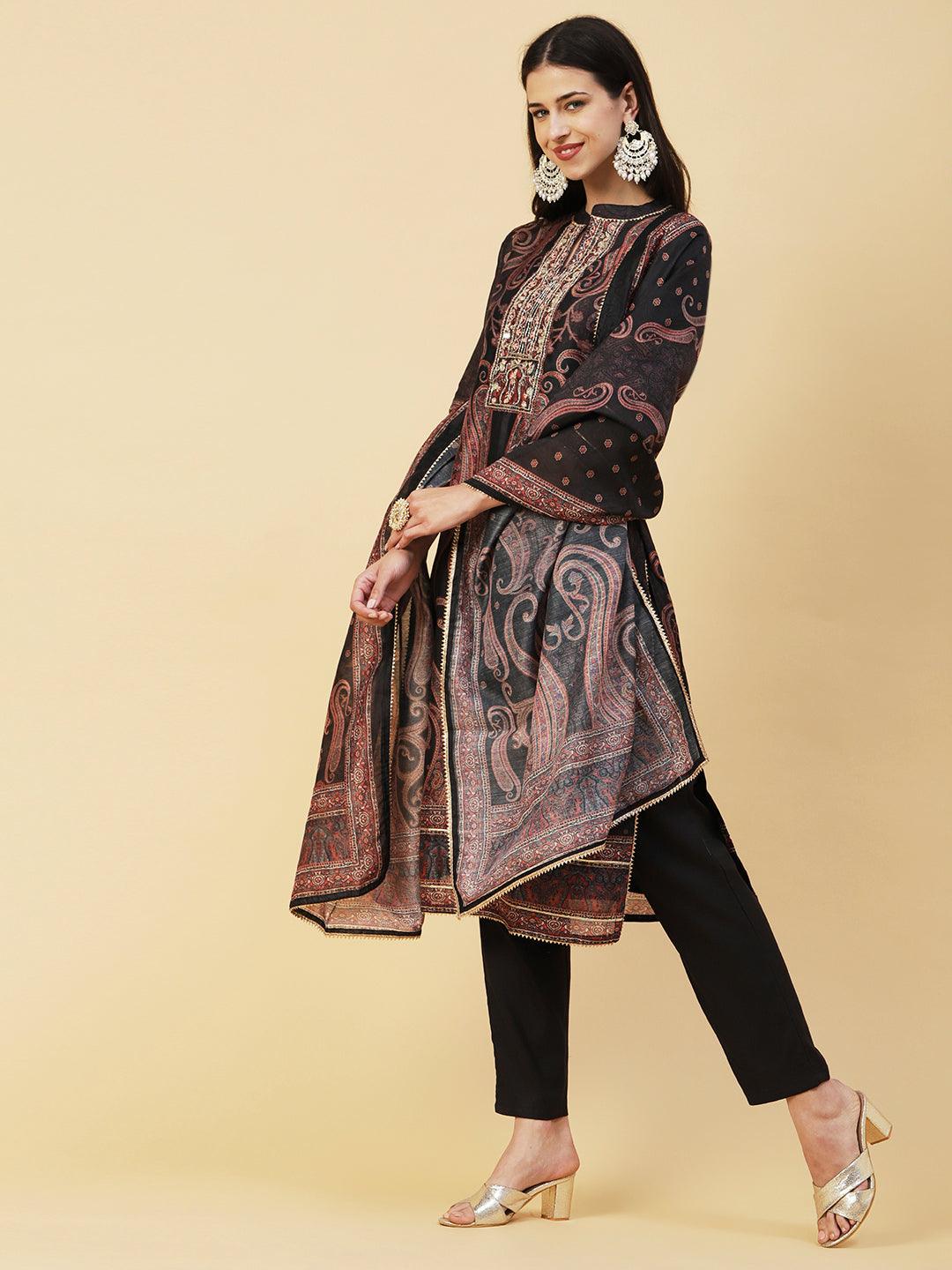 Paisley Printed Gotapatti & Mirror Embroidered Kurta With Pants & Dupatta - Black - Indiakreations