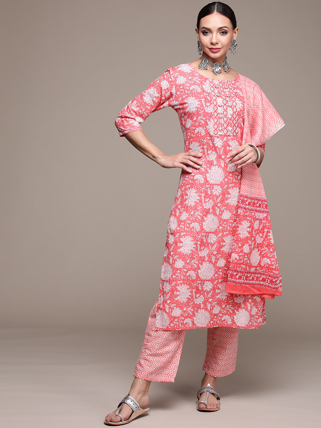 Women's Pink Zari Embroidered Printed Kurta Set With Trousers And Dupatta - Anubhutee