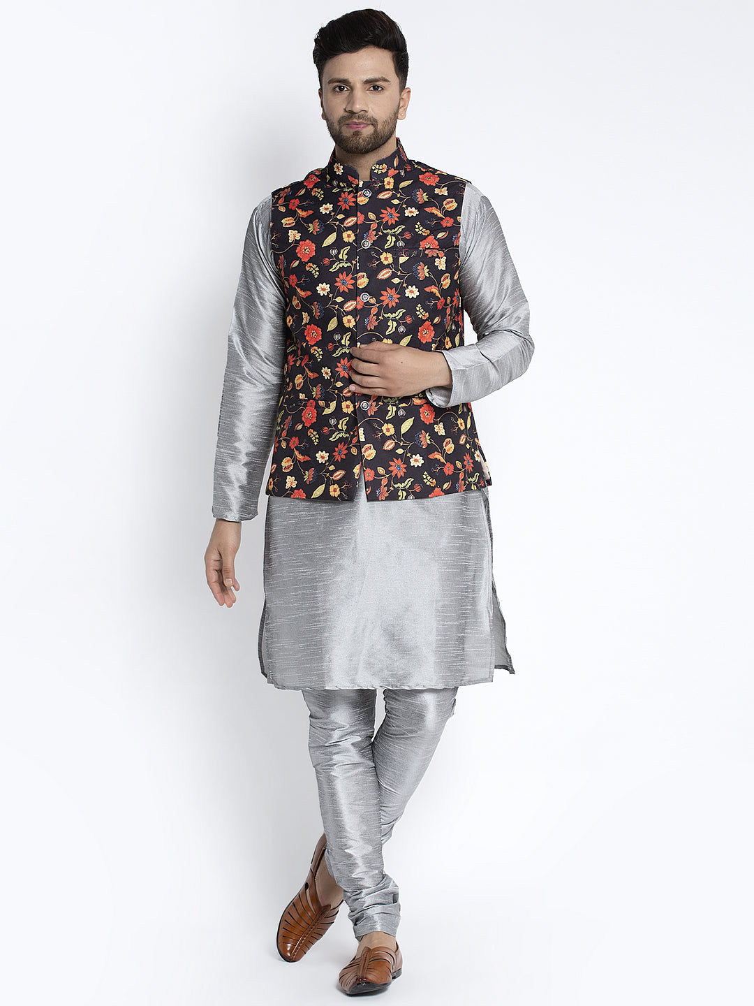 Men's Silk Blend Grey Kurta With Pyjama & Black Printed Nehru Jacket - Benstoke