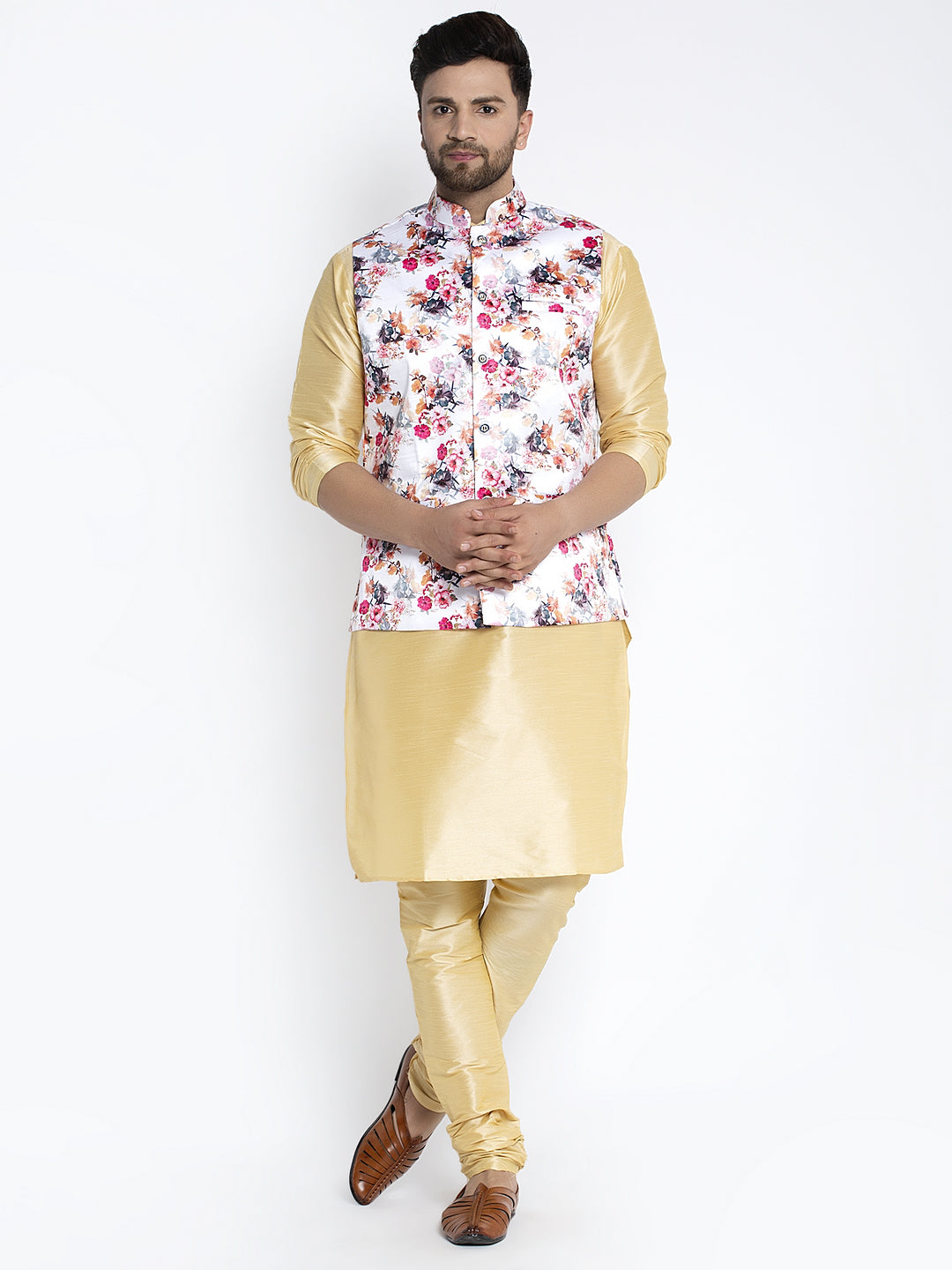 Men's Silk Blend Gold Kurta With Pyjama & White Printed Nehru Jacket - Benstoke