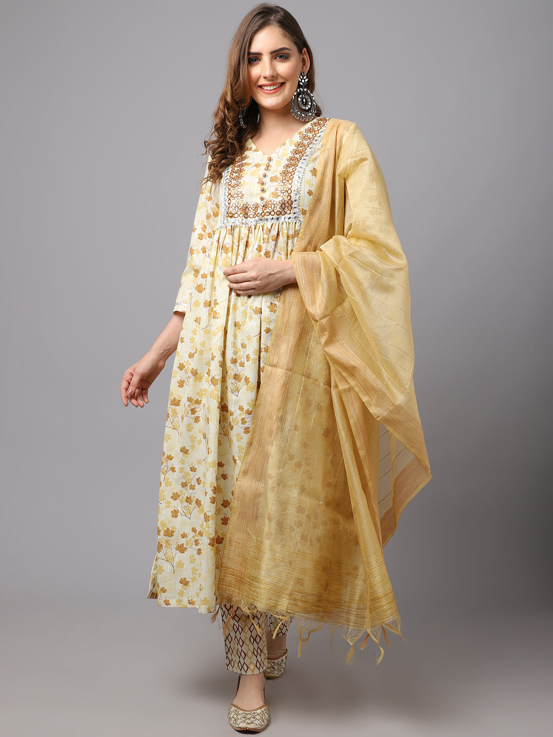 Women's Brown Maple Leaf Kurta Set With Patra Embroidery  - Noz2Toz