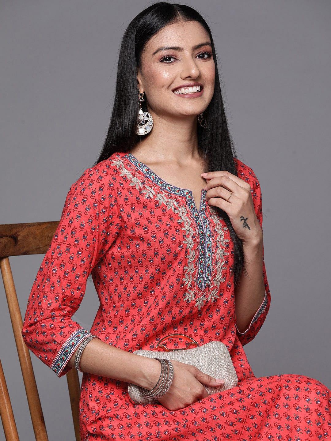 Varanga Women Coral & Blue Floral Printed Gotta Patti Floral Kurta - Indiakreations