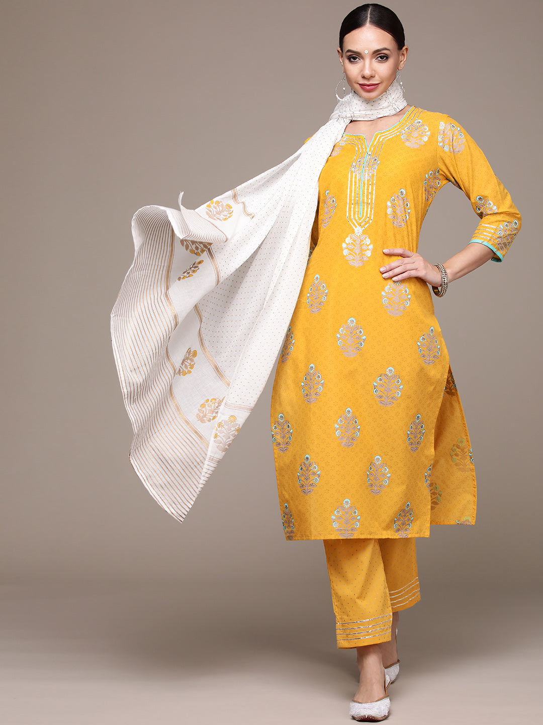 Women's Yellow Gotawork Printed Kurta Set With Trousers And Dupatta - Anubhutee