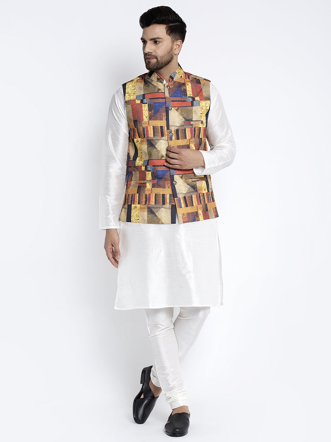 Men's Silk Blend White Kurta With Pyjama & Multicolor Printed Nehru Jacket - Benstoke