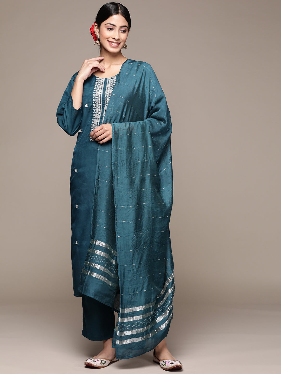 Women's Teal Zari Ethnic Embroidered Kurta Set With Pants And Dupatta - Anubhutee