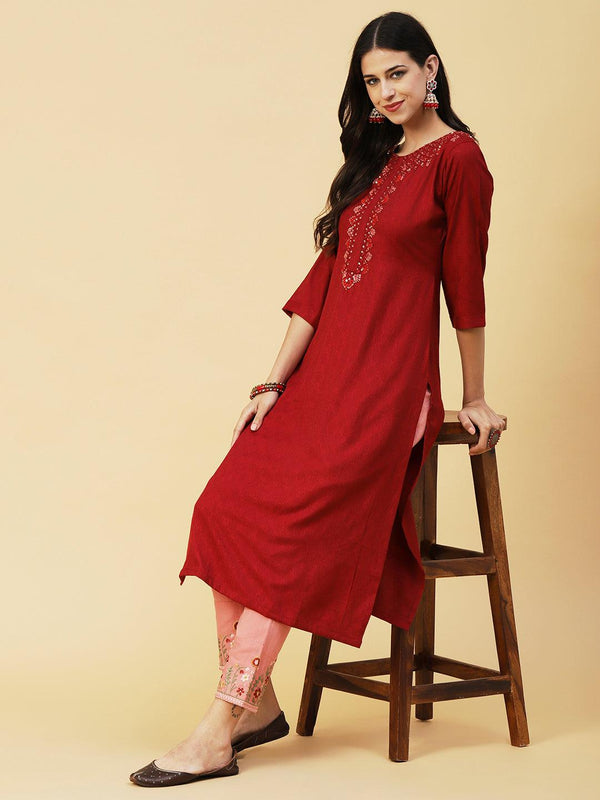 Woven Dobby Checkered Resham & Sequins Embroidered Kurta - Maroon - Indiakreations