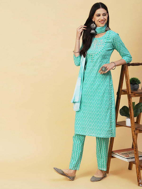 Floral Block Printed Resham & Zari Embroidered Kurta With Pants & Shibori Dupatta - Sea Green - Indiakreations