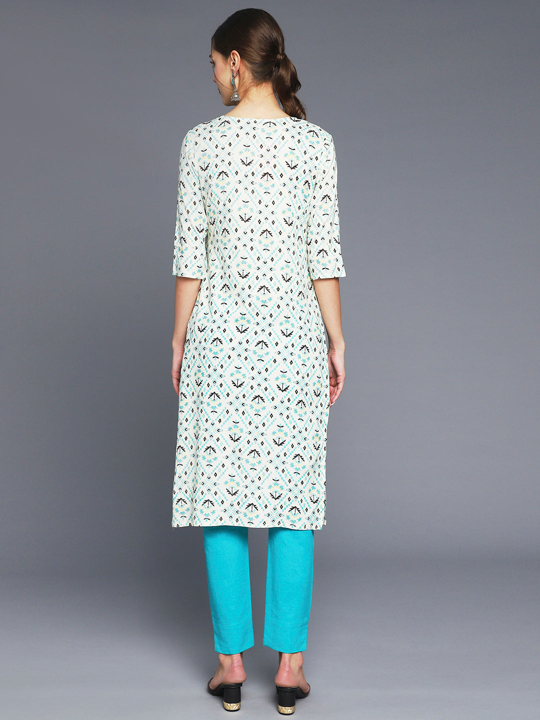 Women's White Ethnic Motifs Printed Thread Work Kurta - Anubhutee