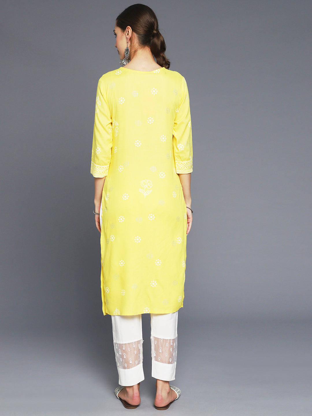 Women's Ethnic Motifs Yellow Printed Sequinned Kurta - Anubhutee