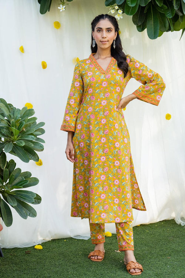 Mehfil Mustard Kurta Set - Indiakreations