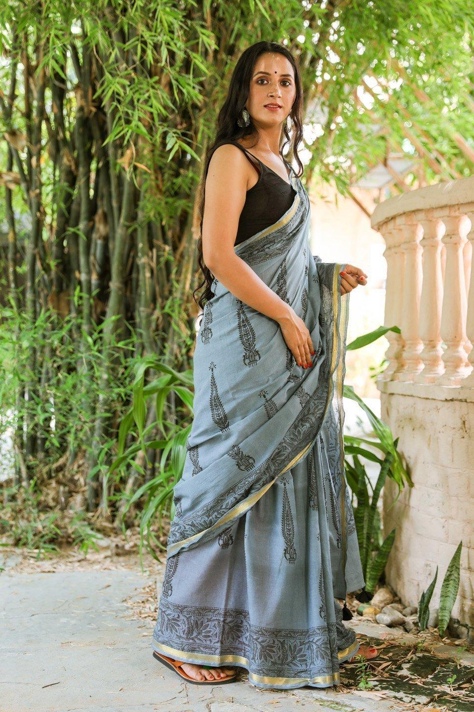 Women's Tint Grey Hand Block Butta Print Mul Cotton Saree with Blouse Piece - Baisacrafts - Indiakreations