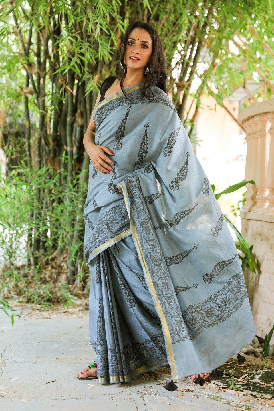 Women's Tint Grey Hand Block Butta Print Mul Cotton Saree with Blouse Piece - Baisacrafts - Indiakreations