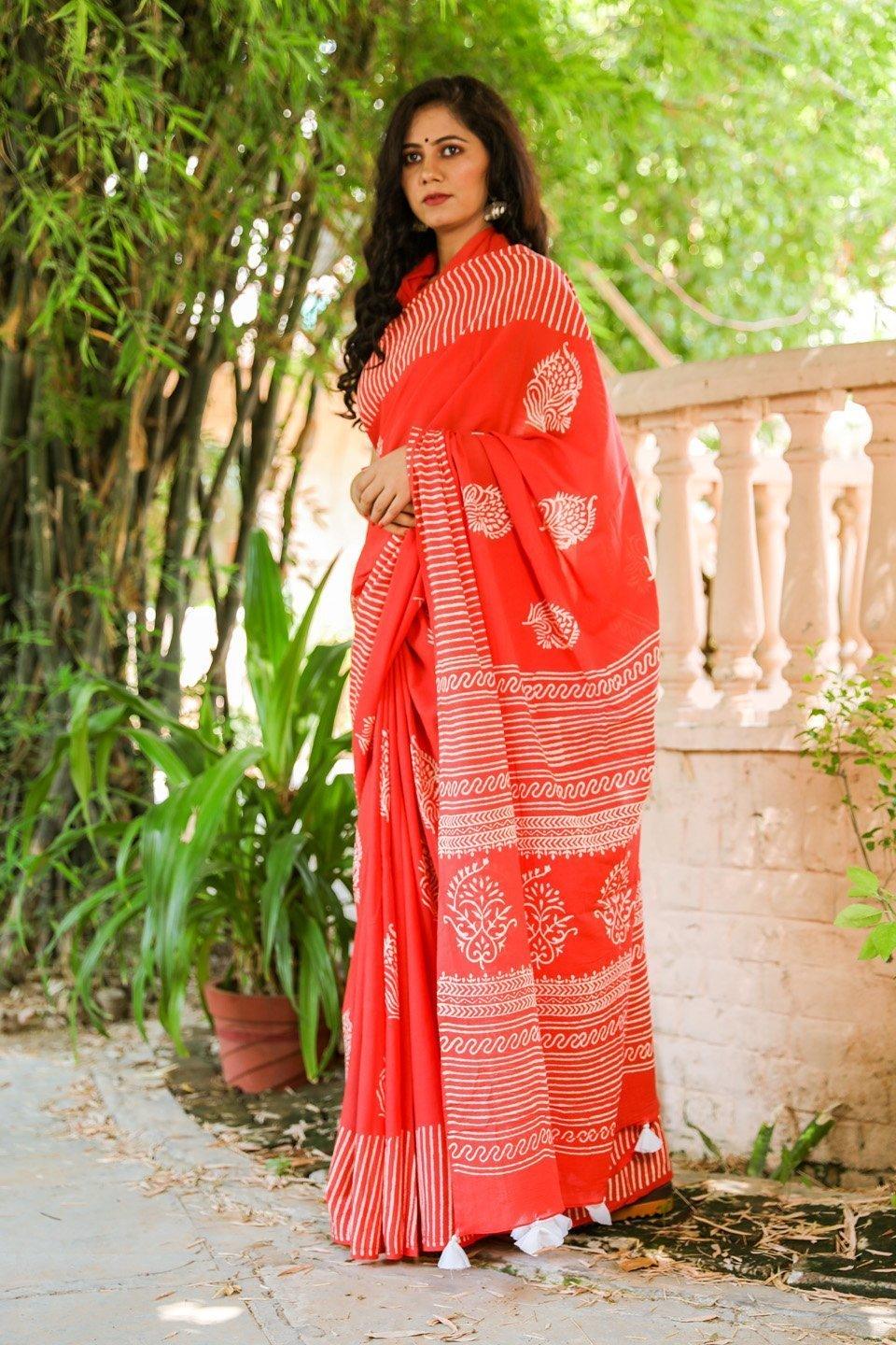 Women's Red Hand Block Butta Print Mul Saree with Blouse Piece - Baisacrafts - Indiakreations