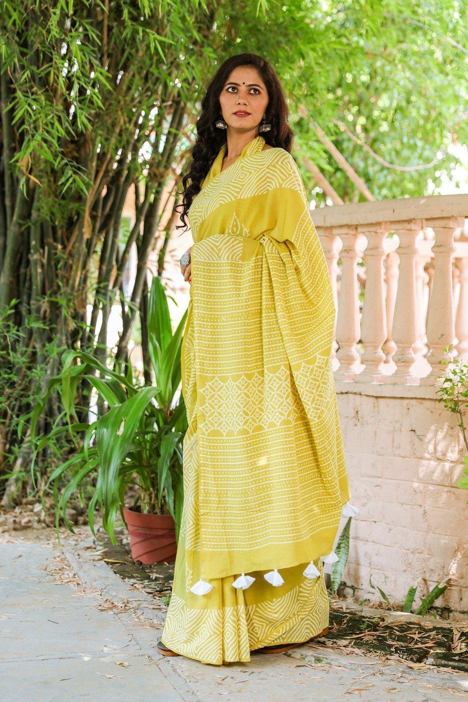 Women's Yellow Hand Block Butta Print Mul Saree with Blouse Piece - Baisacrafts - Indiakreations