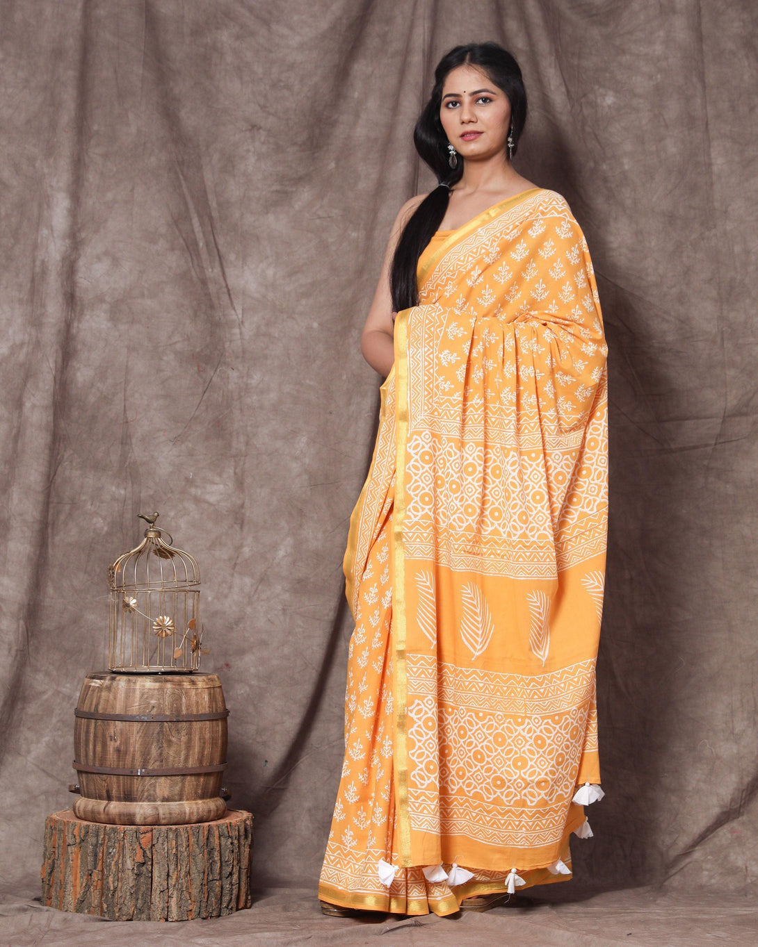 Women's Angela Handblock Cotton Zari Border Saree with Blouse Piece - Baisacrafts - Indiakreations