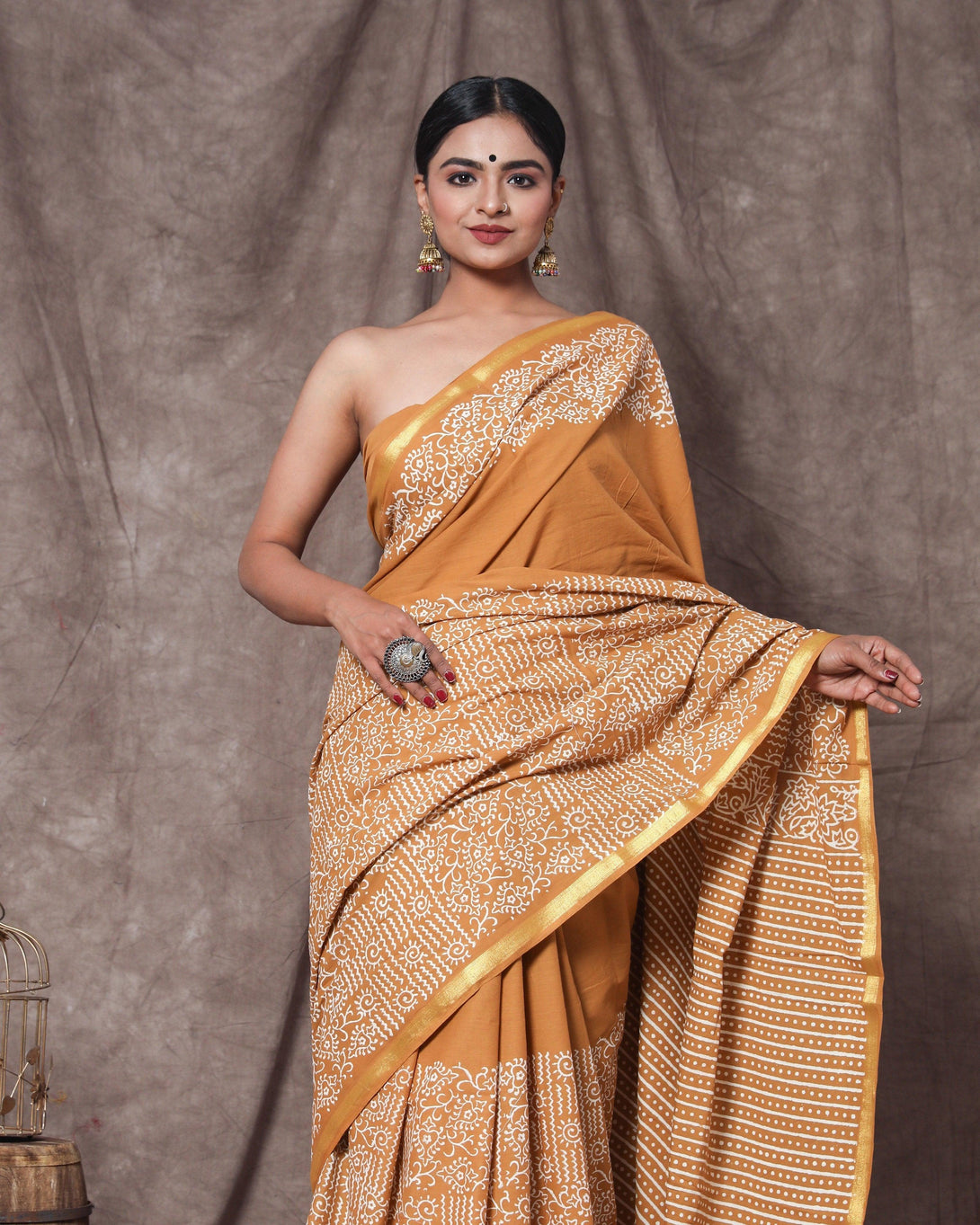 Women's Martina Handblock Cotton Zari Border Saree with Blouse Piece - Baisacrafts - Indiakreations