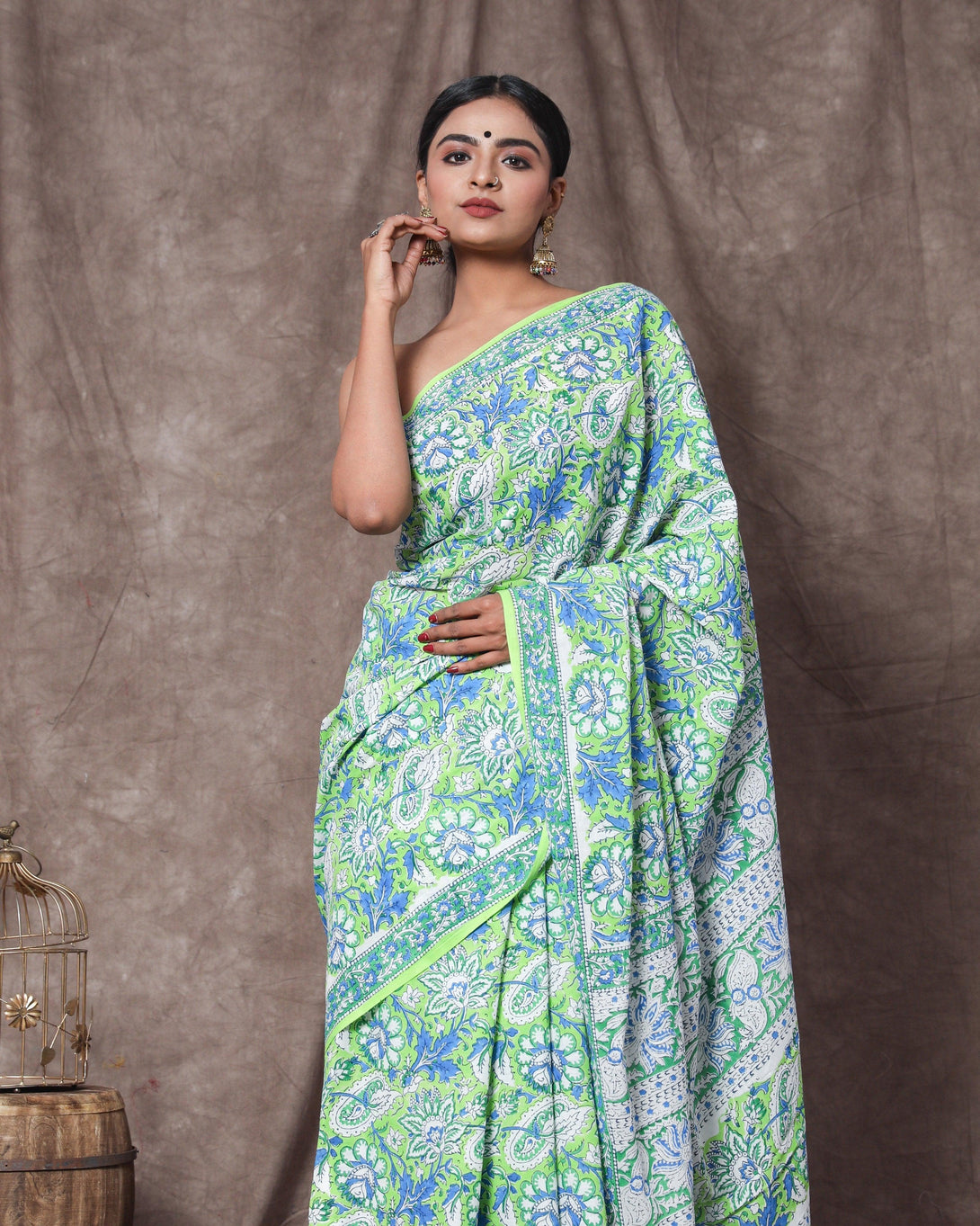 Women's Smriti Handblock Mul Saree with Blouse Piece - Baisacrafts - Indiakreations