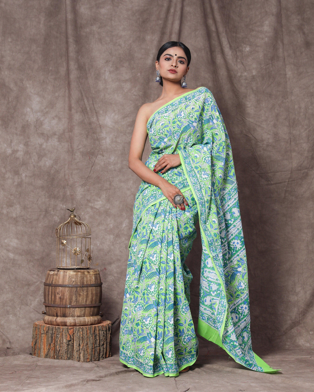 Women's Harmanpreet Handblock Mul Saree with Blouse Piece - Baisacrafts - Indiakreations