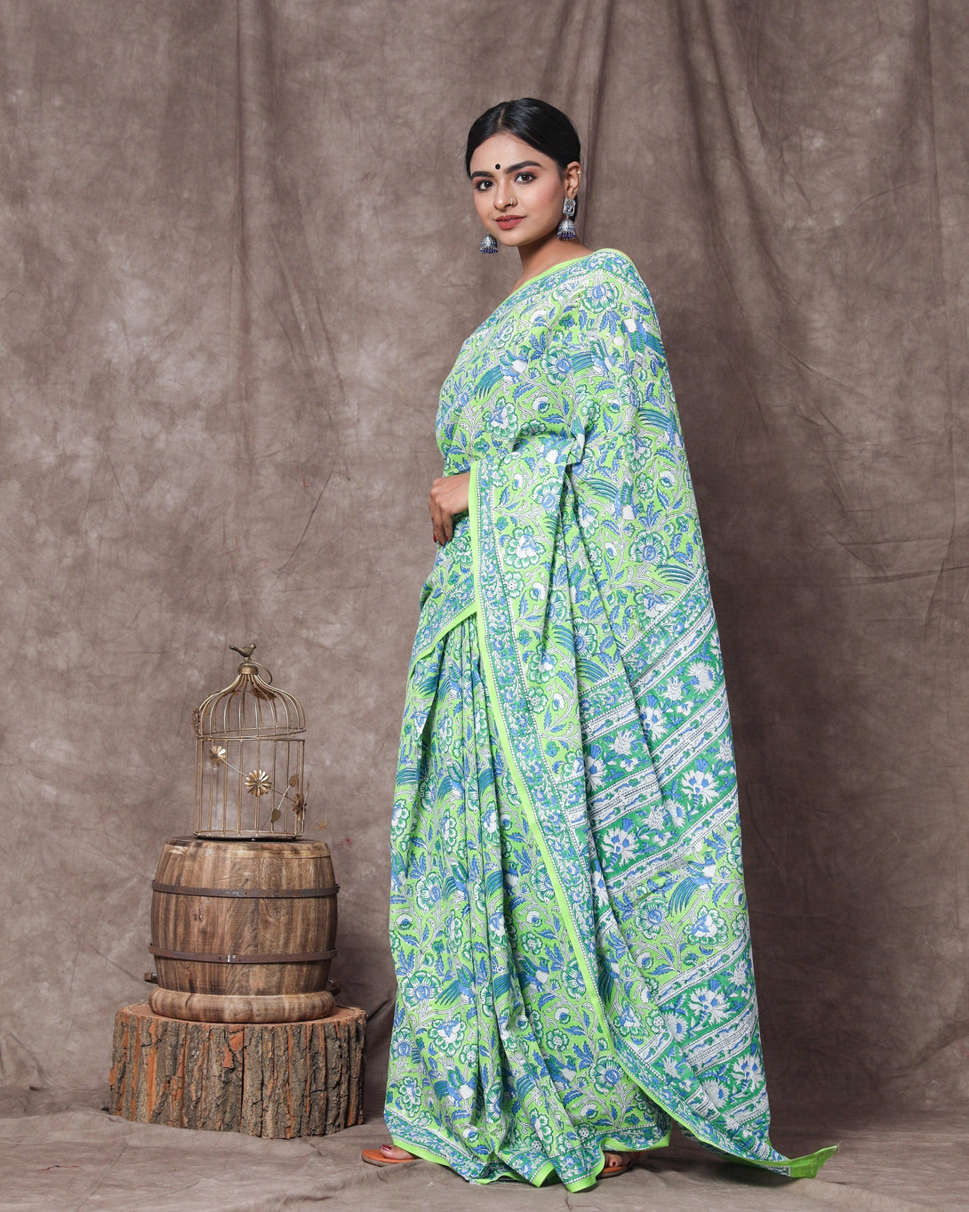 Women's Harmanpreet Handblock Mul Saree with Blouse Piece - Baisacrafts - Indiakreations