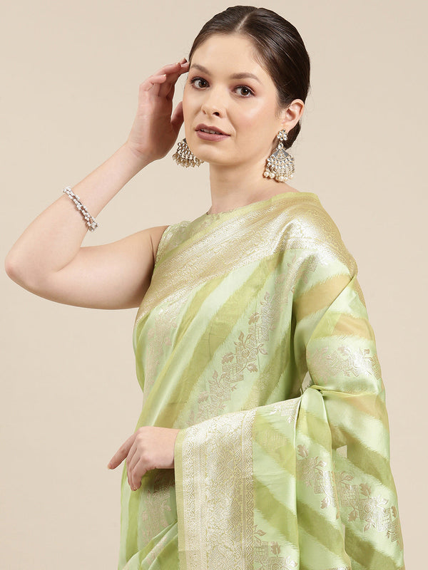 Women's Green & Silver Organza Paisley Zari Woven Banarasi Saree - Panchhi