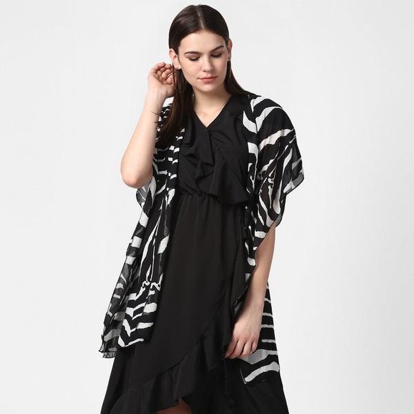 Women's Black and White Georgette Printed Open Shrug - StyleStone