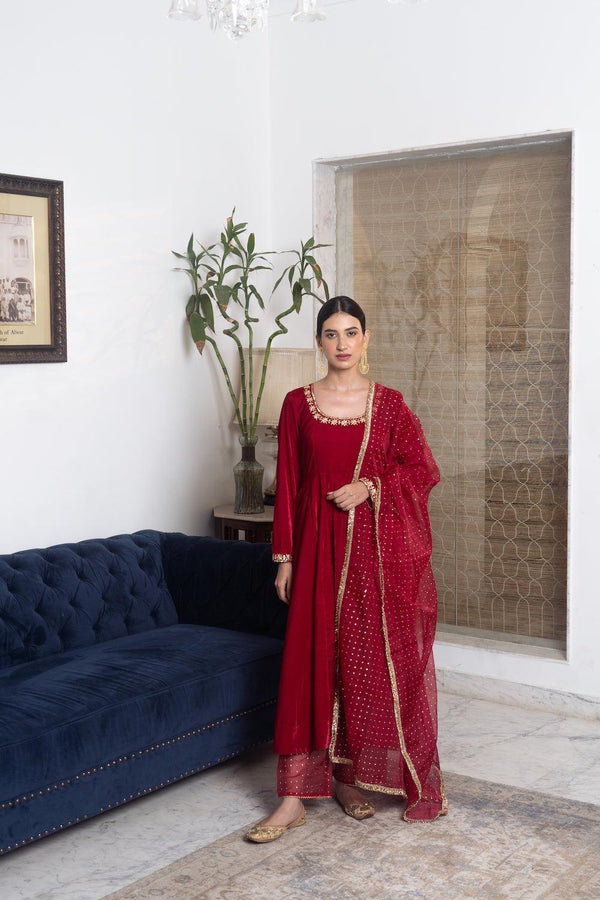 Khwabidah Maroon Anarkali Set of 3 - Indiakreations