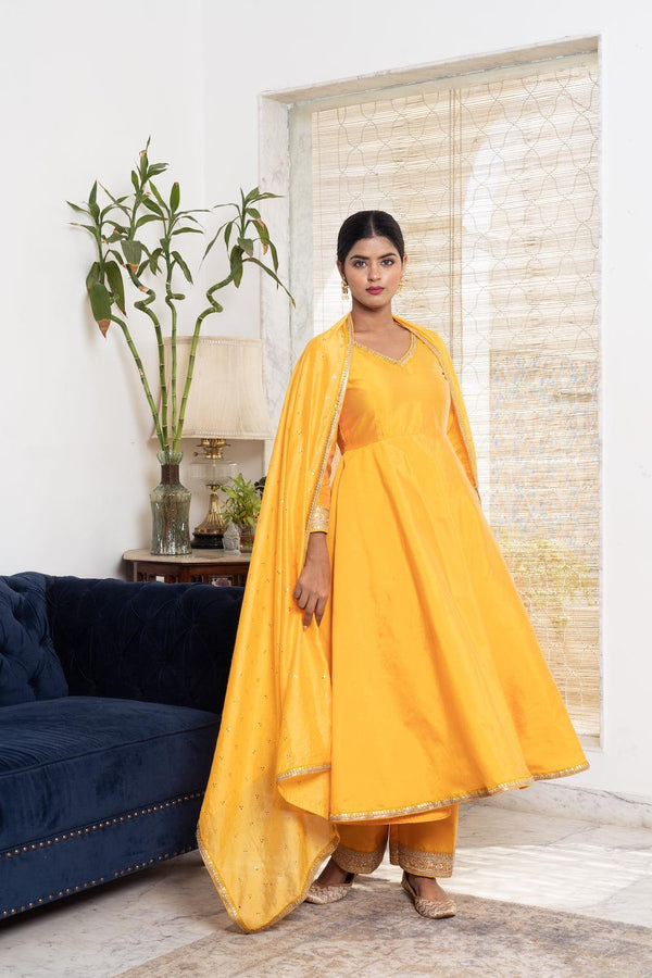 Khwabidah Mustard Anarkali Set of 3 - Indiakreations