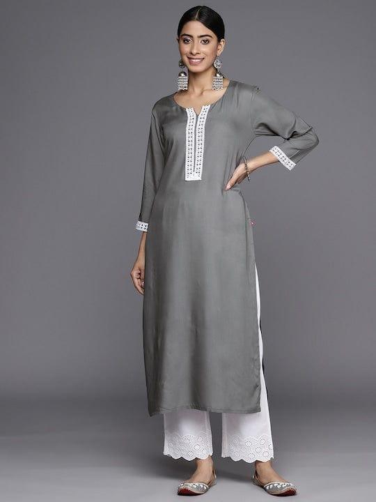 Varanga Yoke Design Thread Work Kurta - Indiakreations