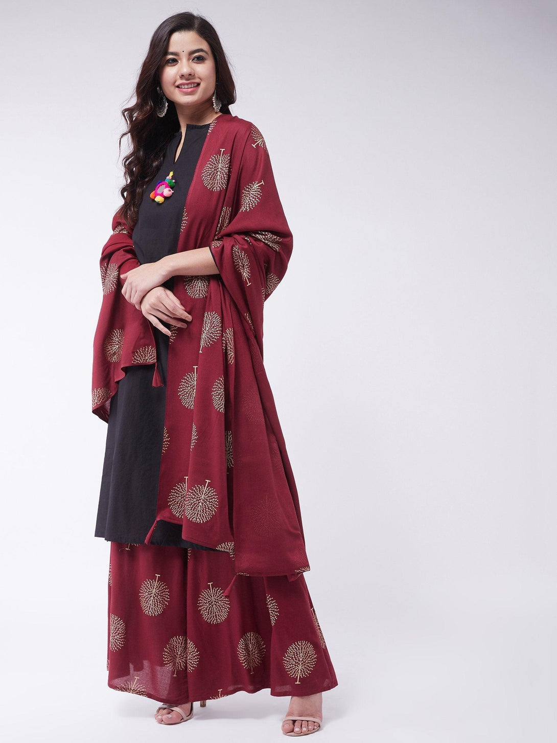 Women's Maroon Gold Work Dupatta - InWeave - Indiakreations