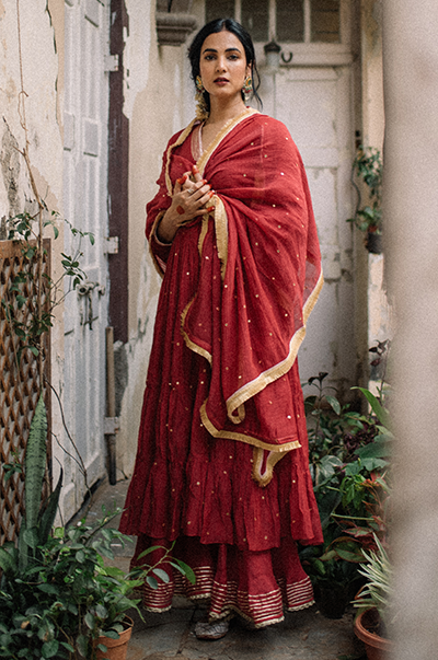 Sonali Chauhan in Rabab Red Gathered Anarkali with flared palazzo and dupatta- set of 3