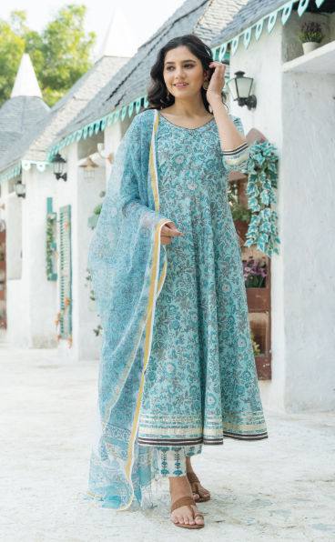 Women's Azure Blue Hand Block Print Kurta Set with Doria Dupatta