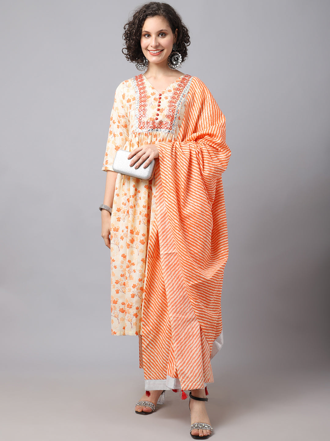 Women's Orange Maple Leaf Kurta Set With Patra Embroidery - Noz2Toz