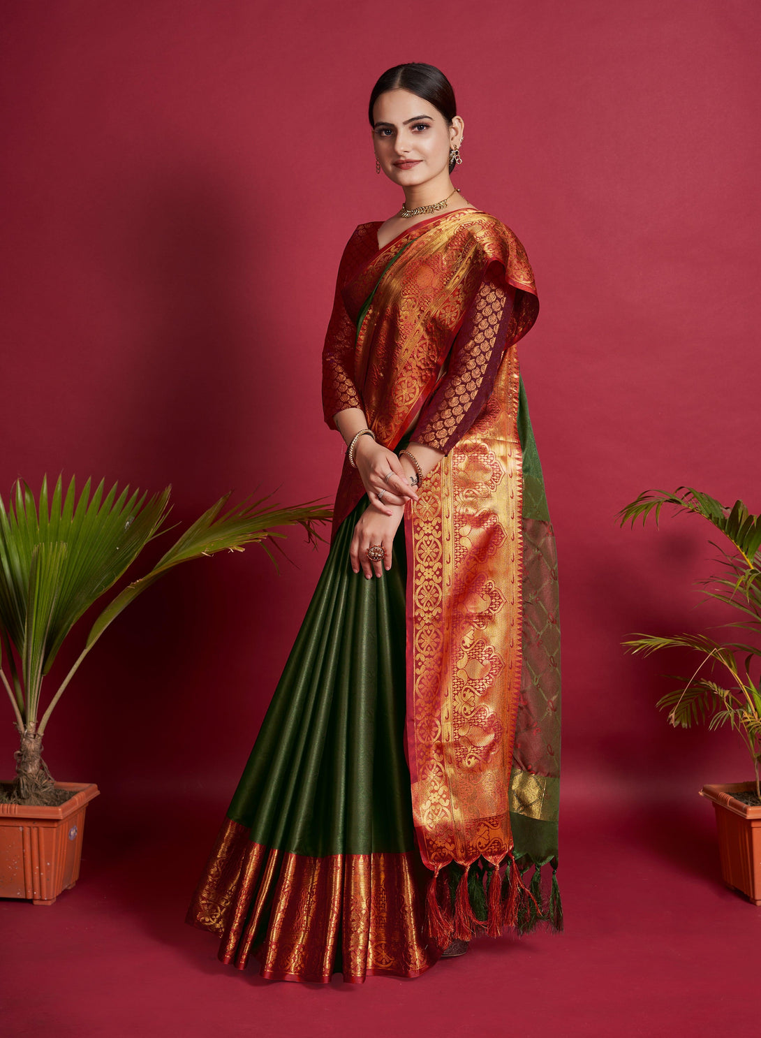 Women's Green Color Silk Saree Collection - Dwija Fashion - Indiakreations