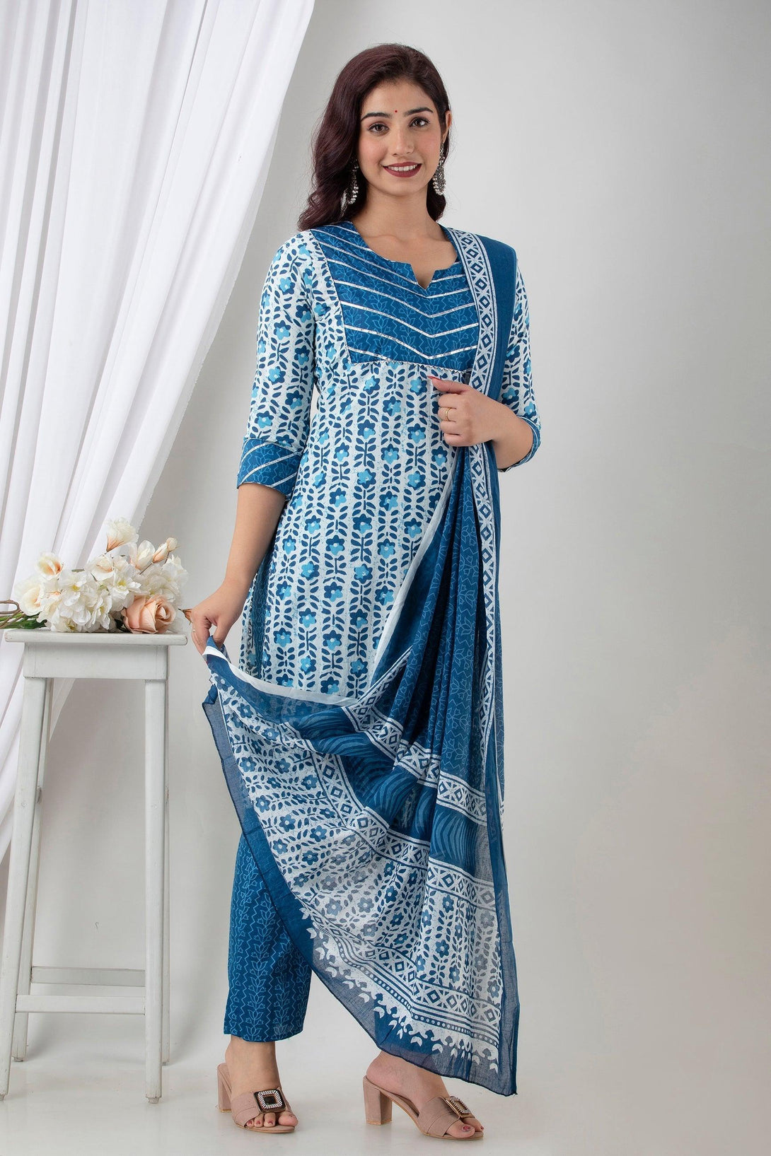 Women's Indigo Blue Cotton Floral Suit Set - Wahe-NOOR - Indiakreations